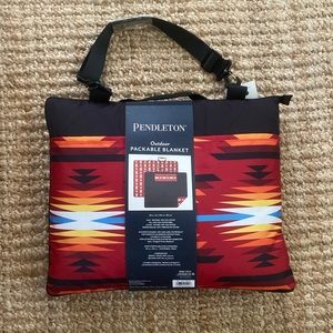 Pendleton Outdoor Packable Blanket NWT